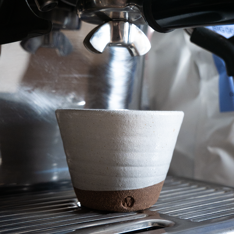 8oz Speciality Coffee Beaker + Big Dog Coffee Bundle