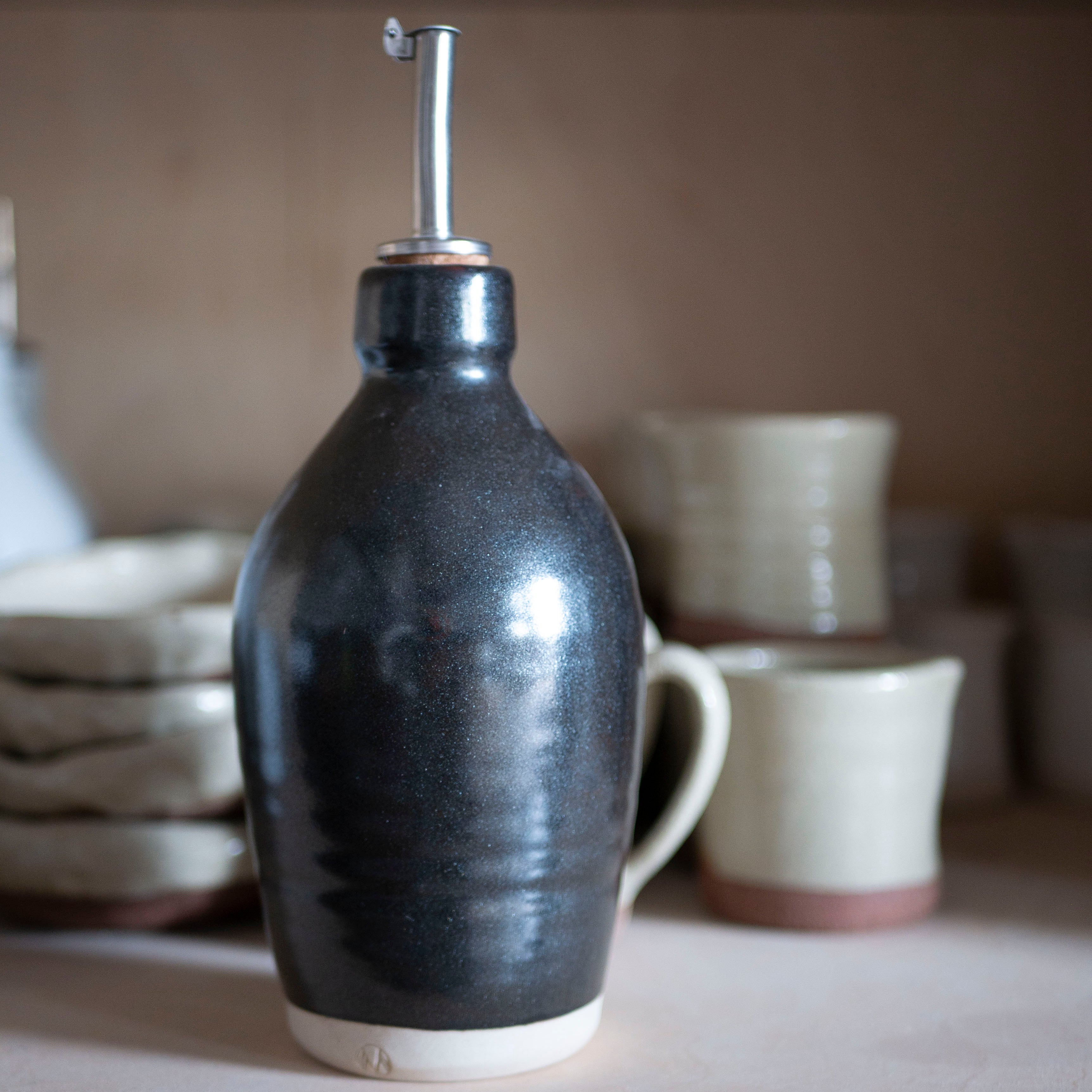 Ceramic Oil Pourer