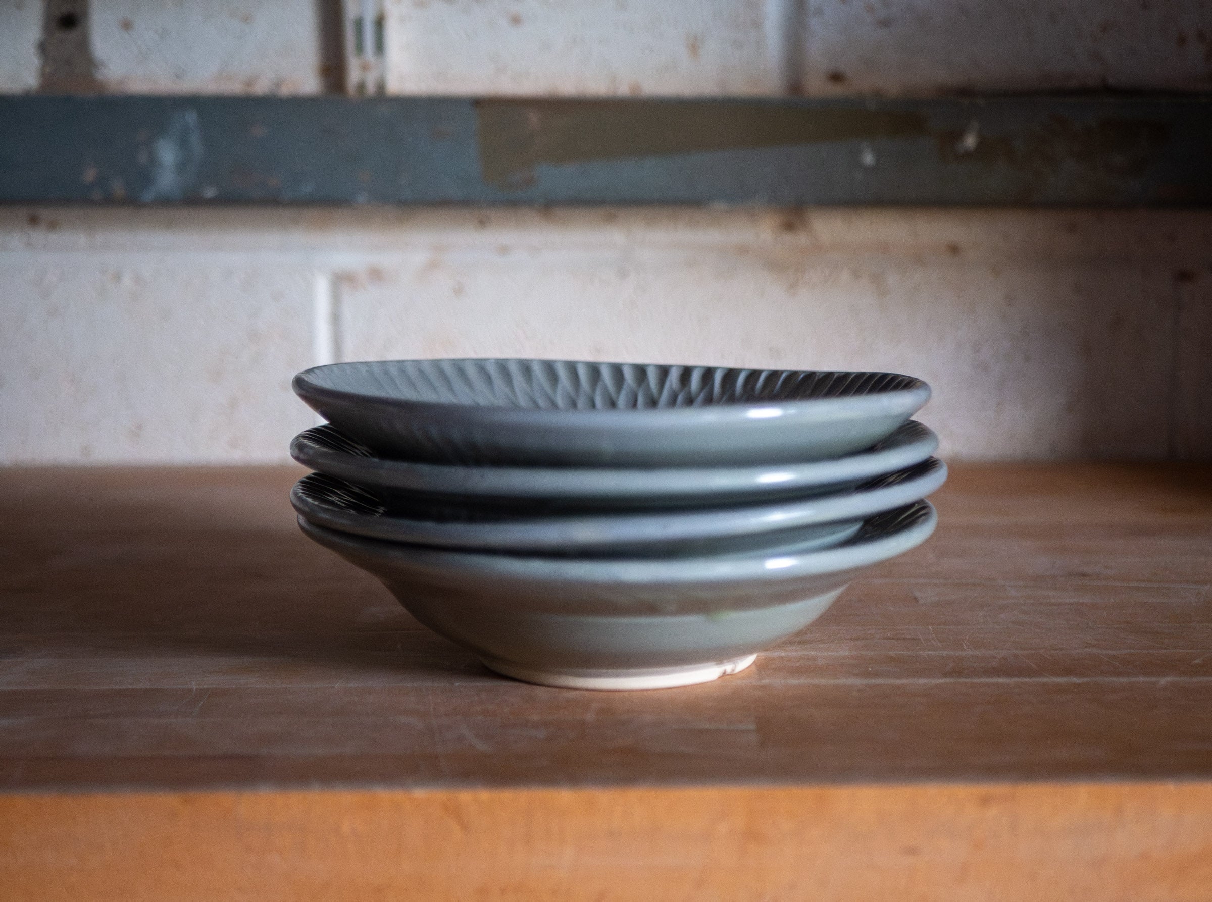 Wide-Rimmed Pasta Bowl with Carved Detail