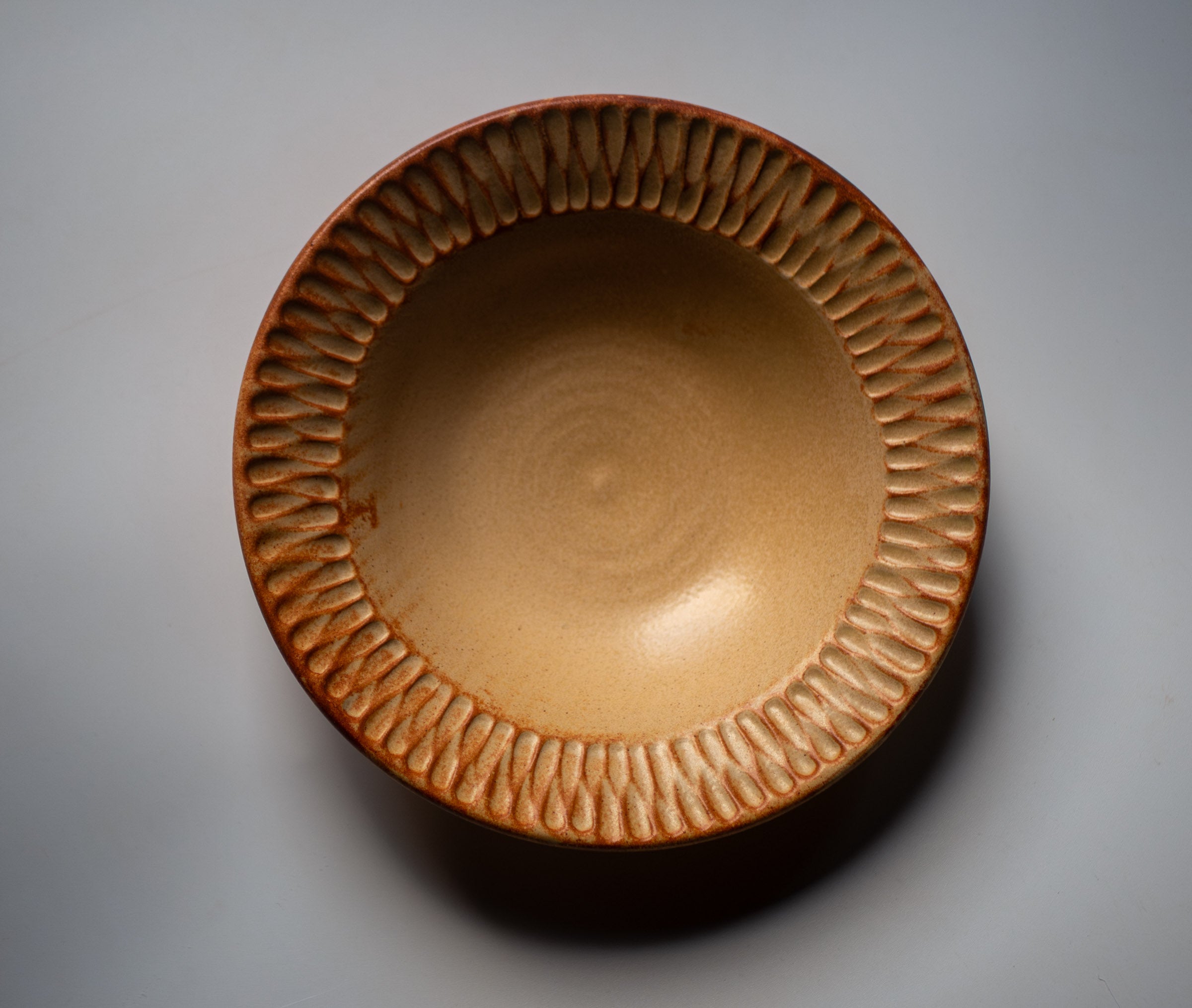 Wide-Rimmed Pasta Bowl with Carved Detail